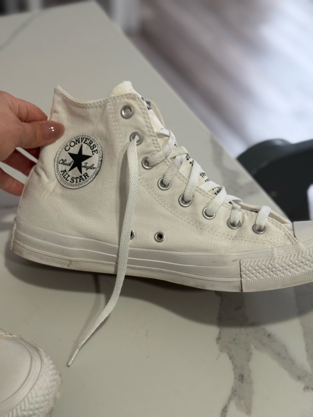 Converse NBA LA Lakers White Purple High-Top Sneakers very good condition. - Picture 13 of 16